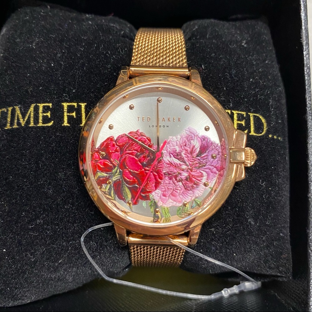 Ted Baker London Womens Watch Floral Rose Gold Strap Hardware Designer Bracelet - Picture 2 of 3